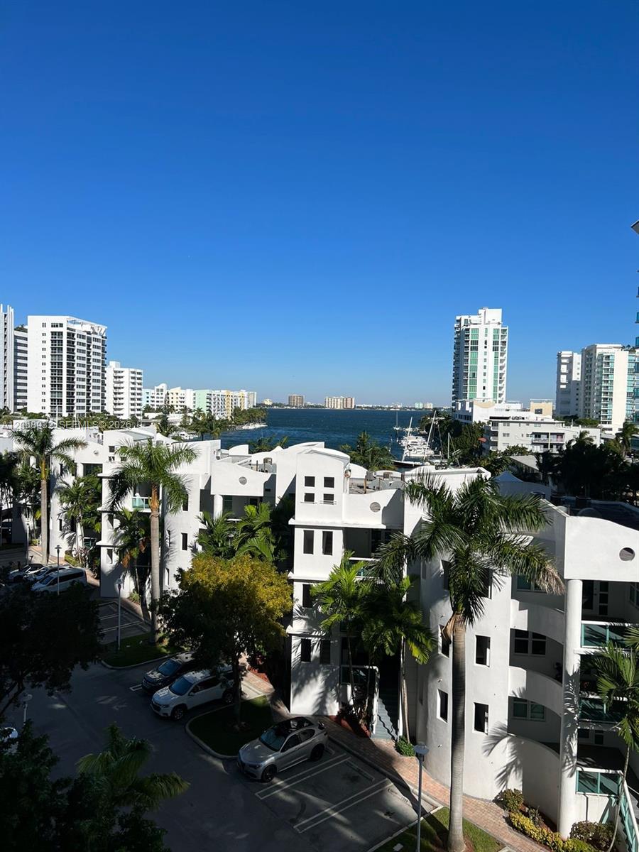 7900 Harbor Island Drive