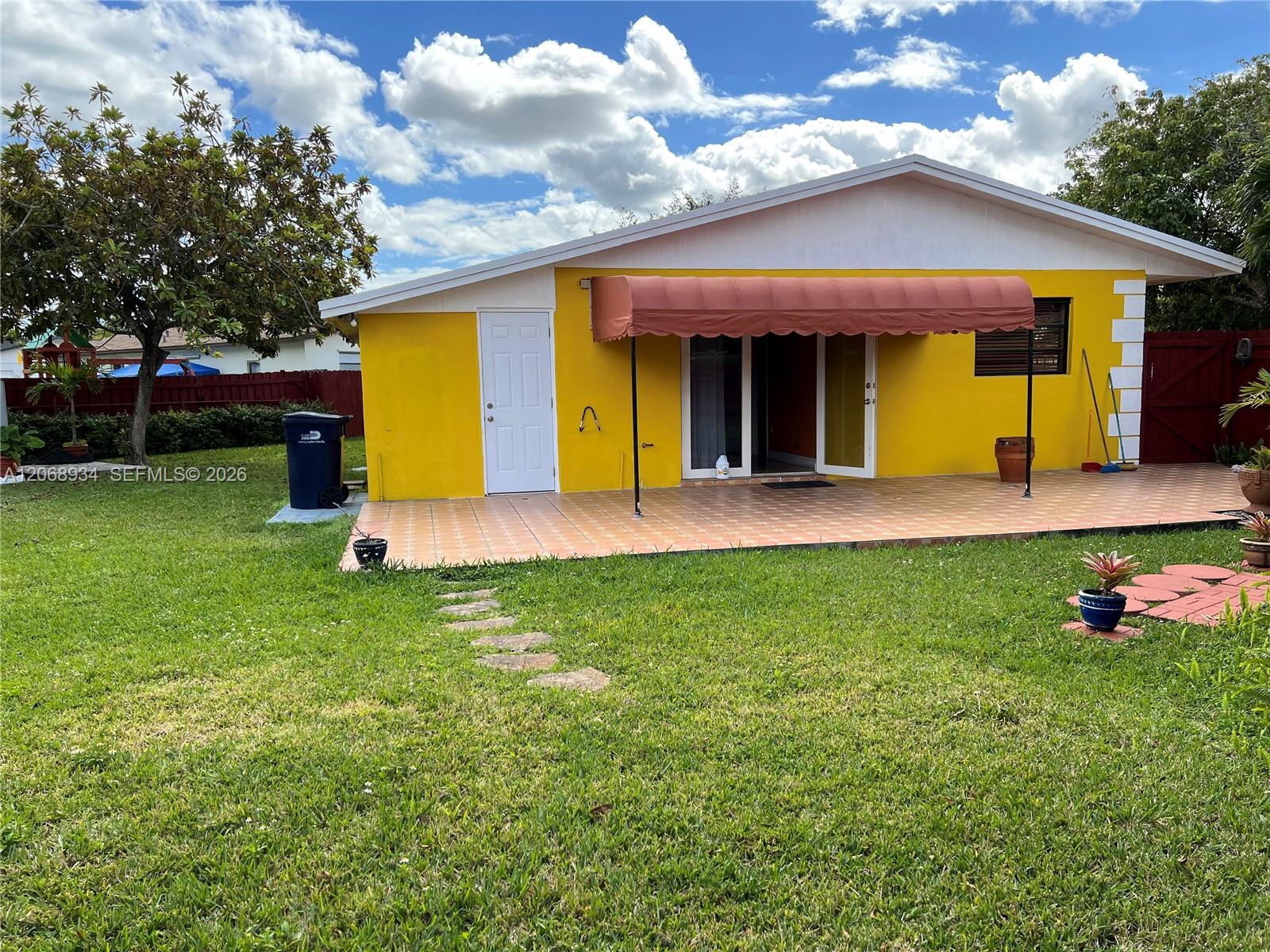 12135 SW 182nd Terrace