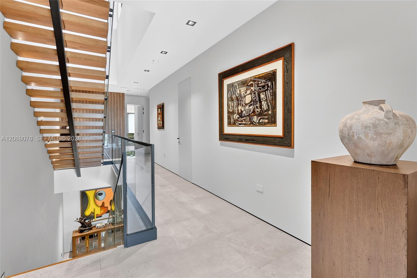 2290 SW 13th Street