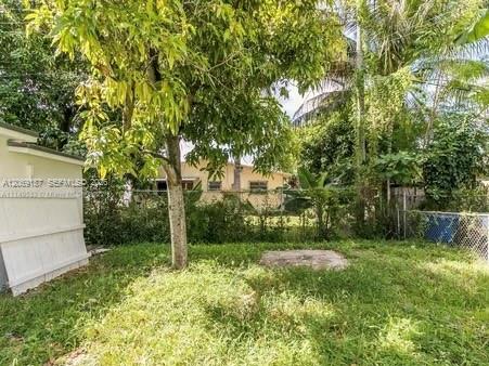 460 NW 82nd Terrace