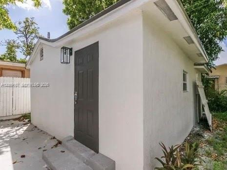 460 NW 82nd Terrace