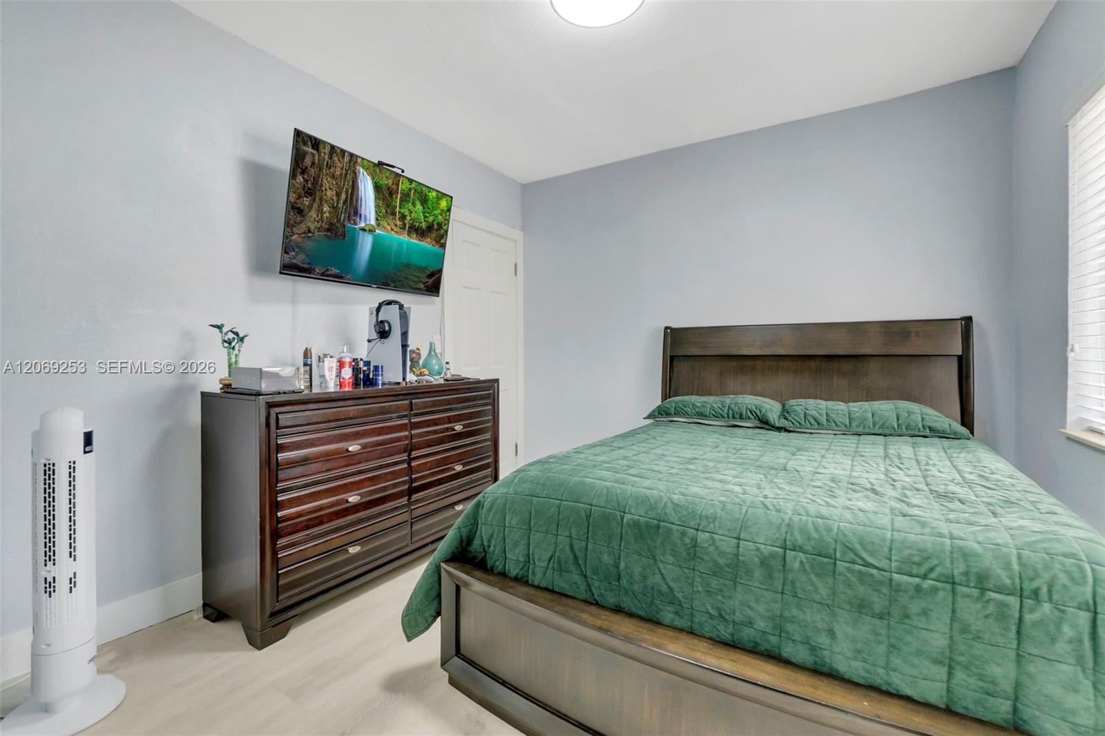 142 W 35th Street