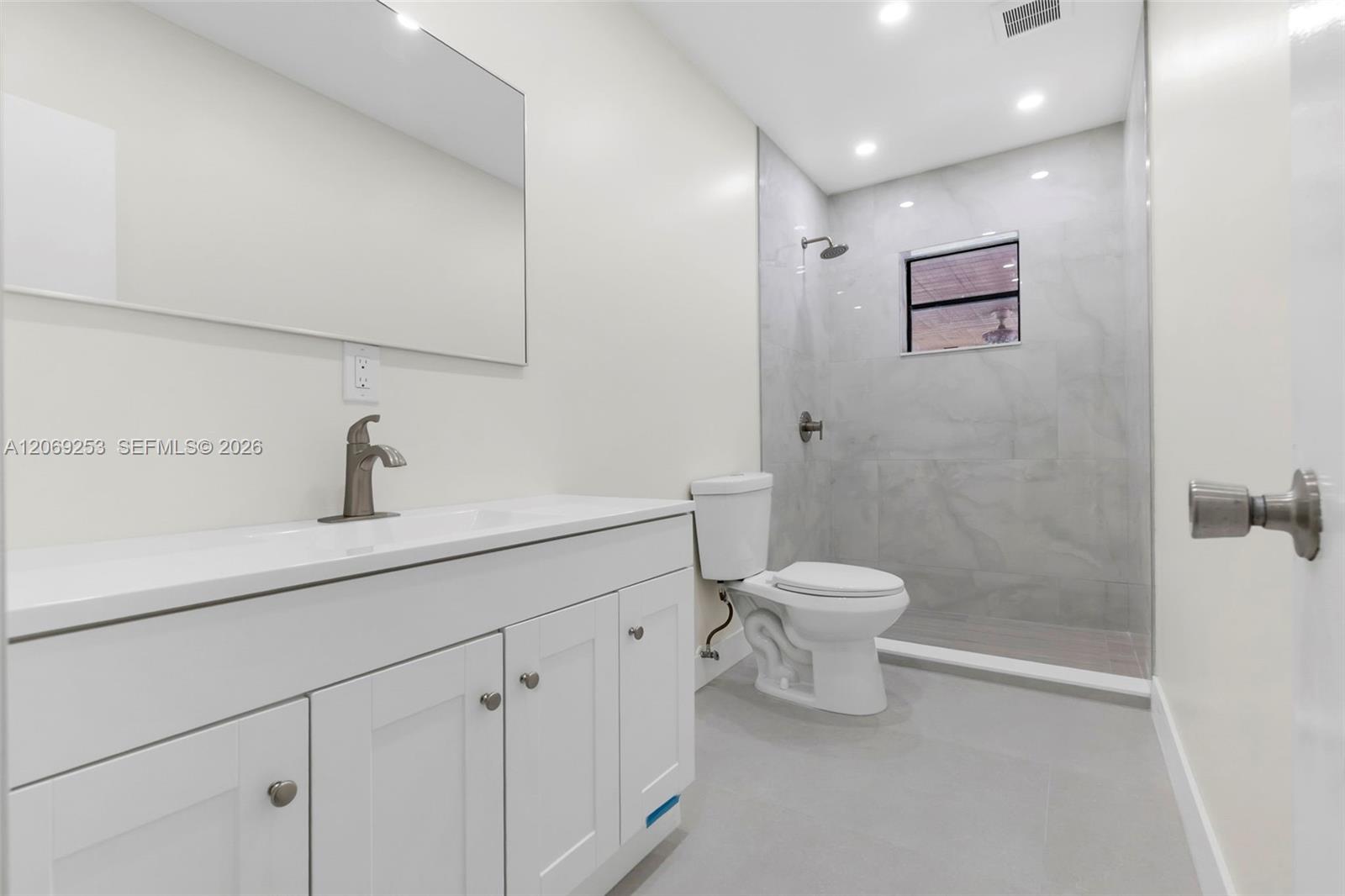 142 W 35th Street
