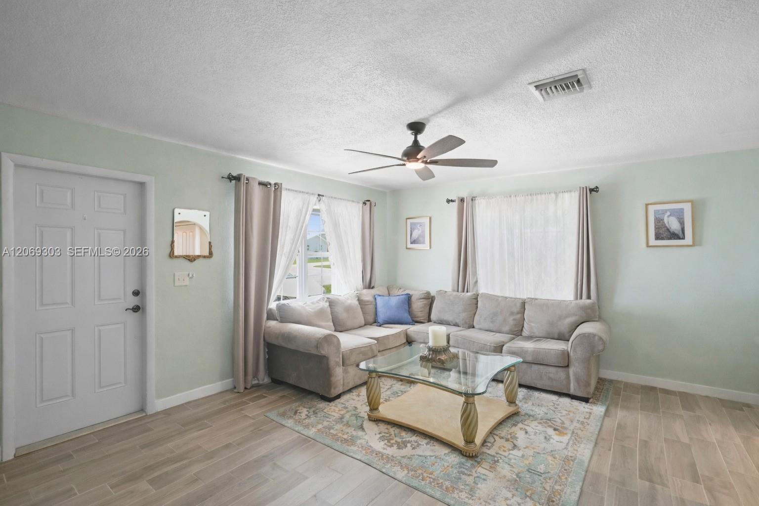 142 NW 10th Court gallery image #7