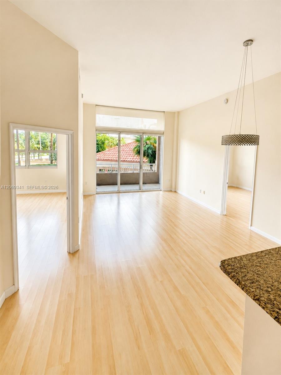 19501 W Country Club Drive