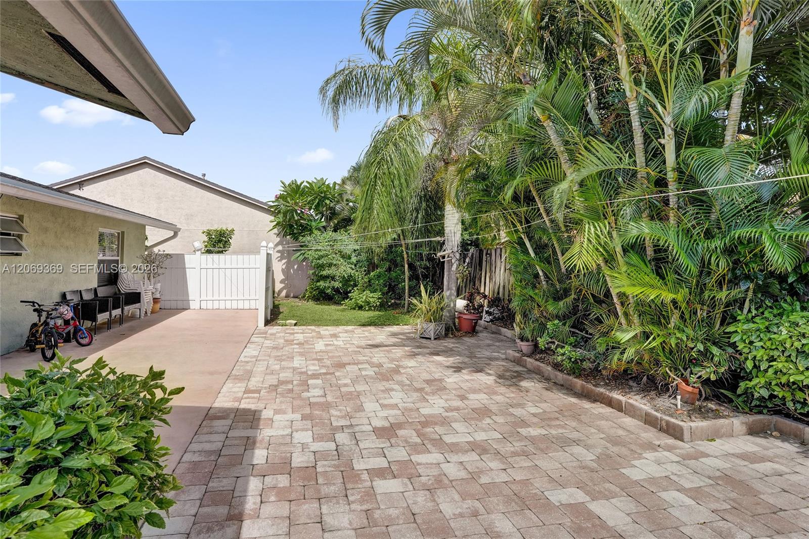5451 Chicory Lane