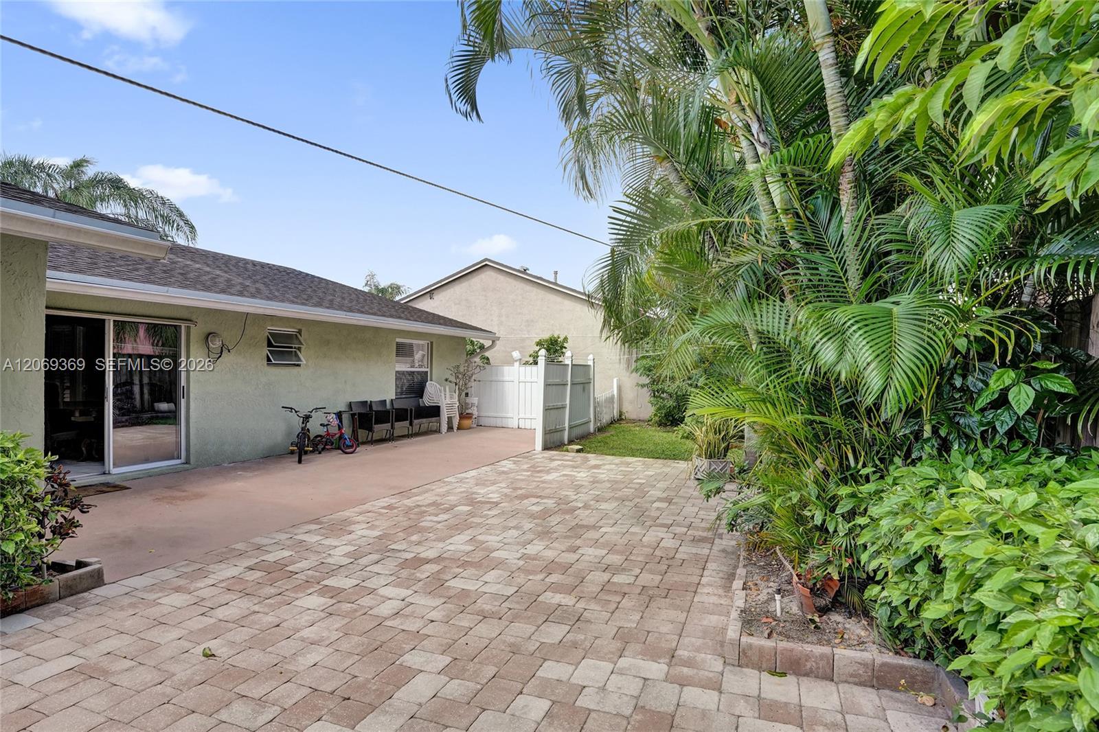 5451 Chicory Lane
