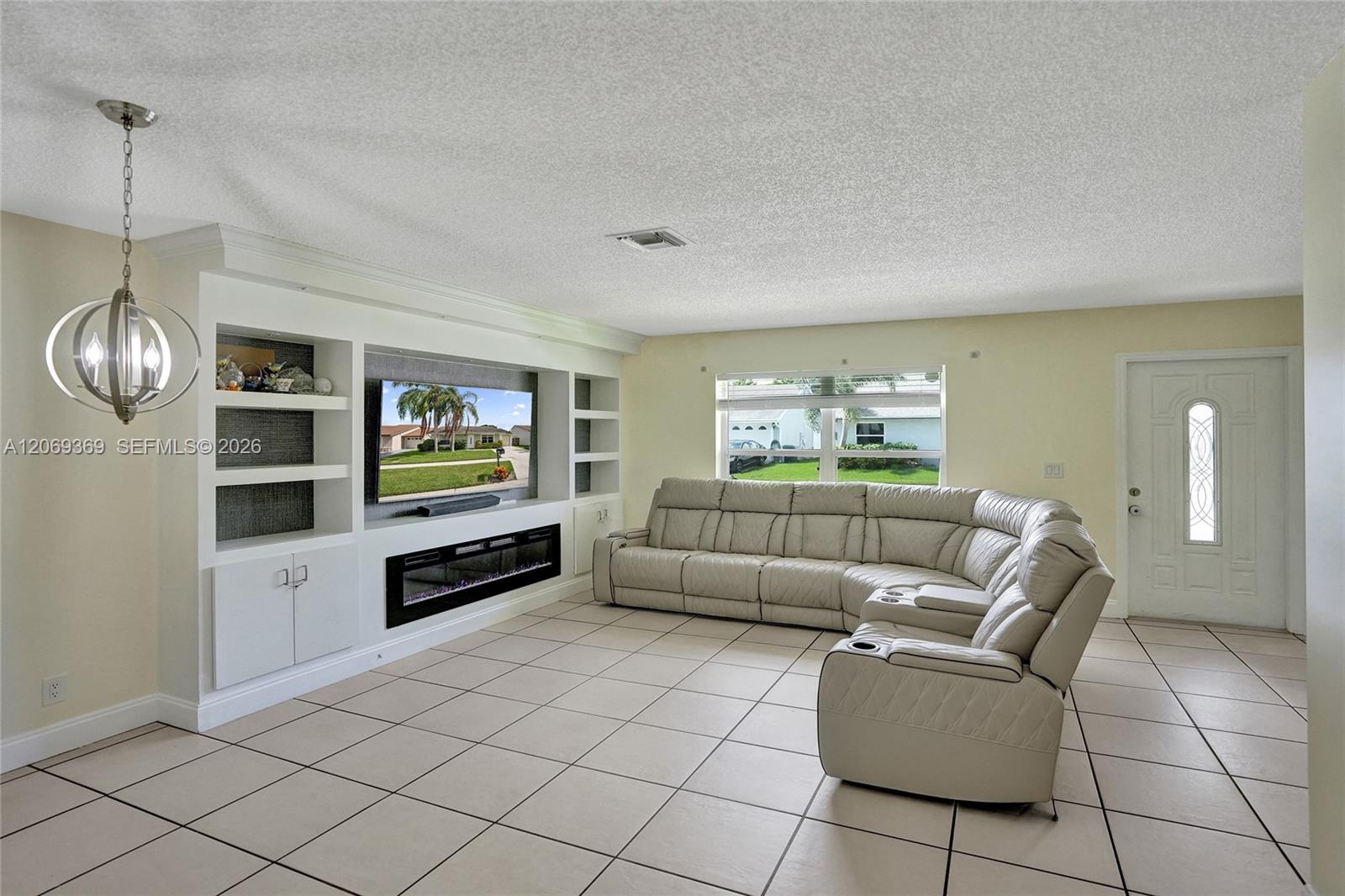 5451 Chicory Lane