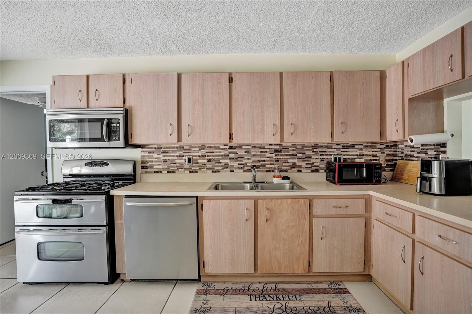 5451 Chicory Lane