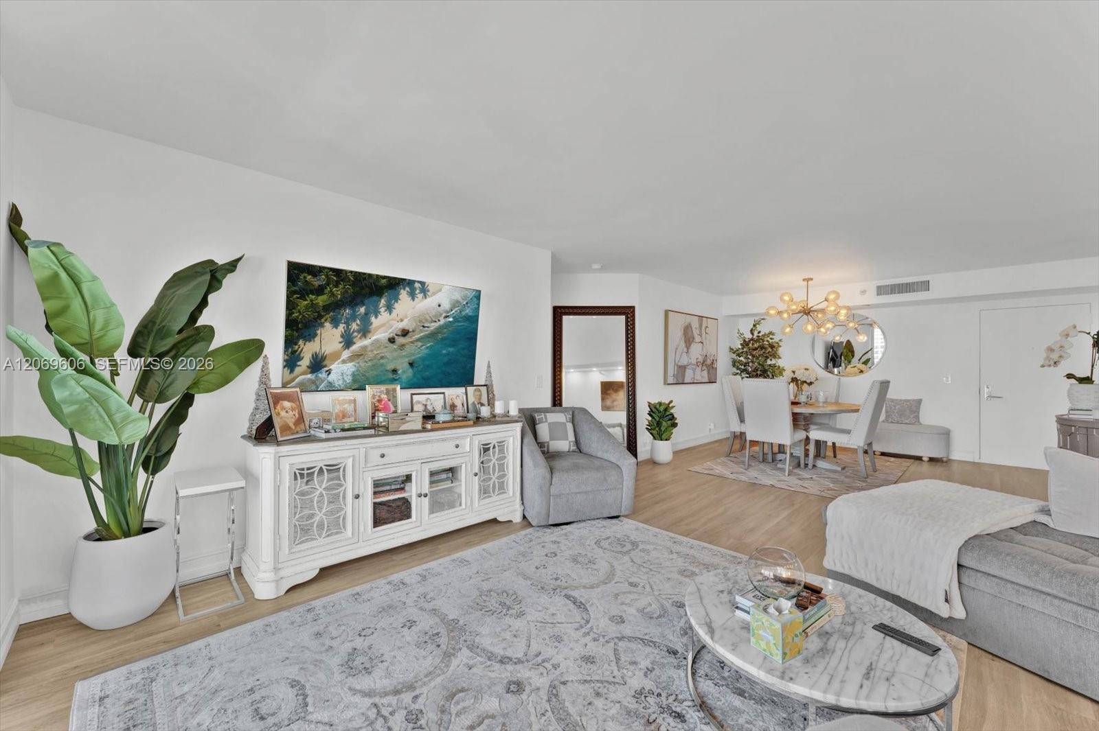 3500 Mystic Pointe Drive