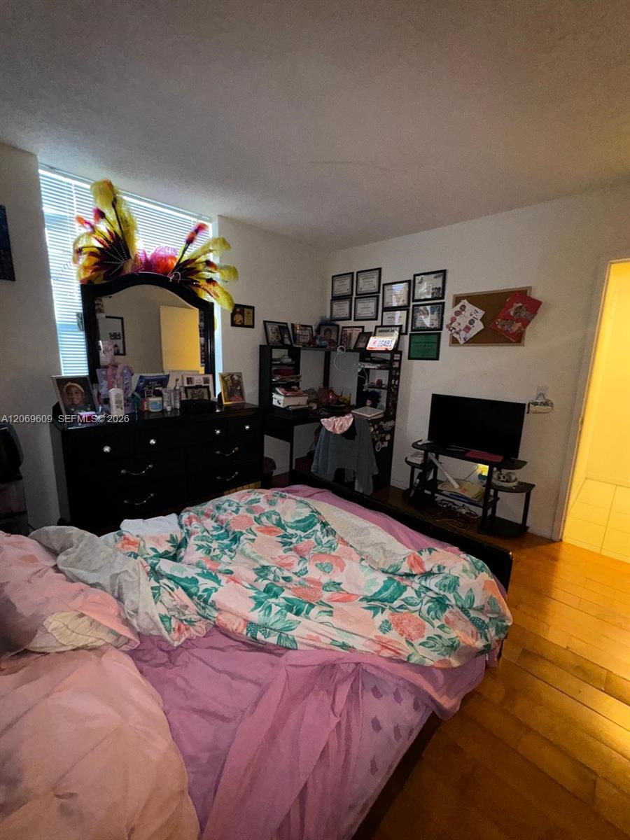 2020 NE 135th Street