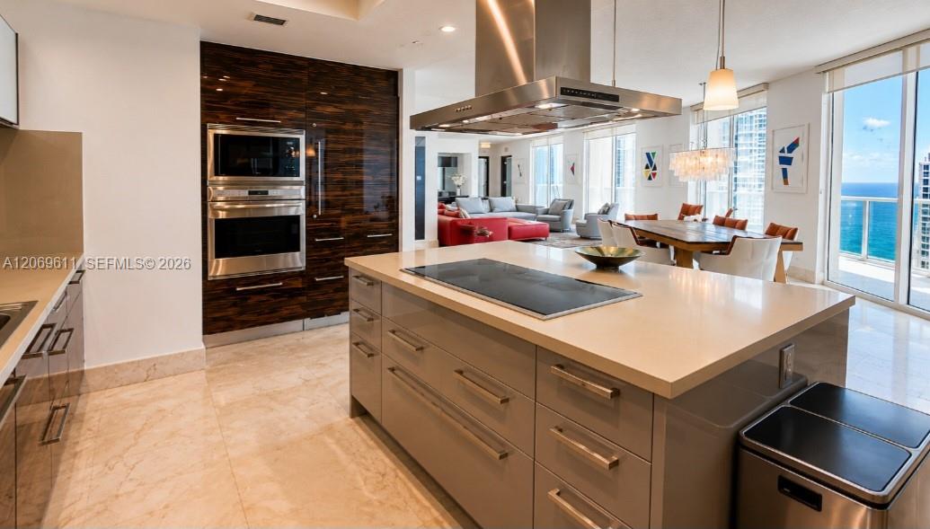 150 Sunny Isles Boulevard