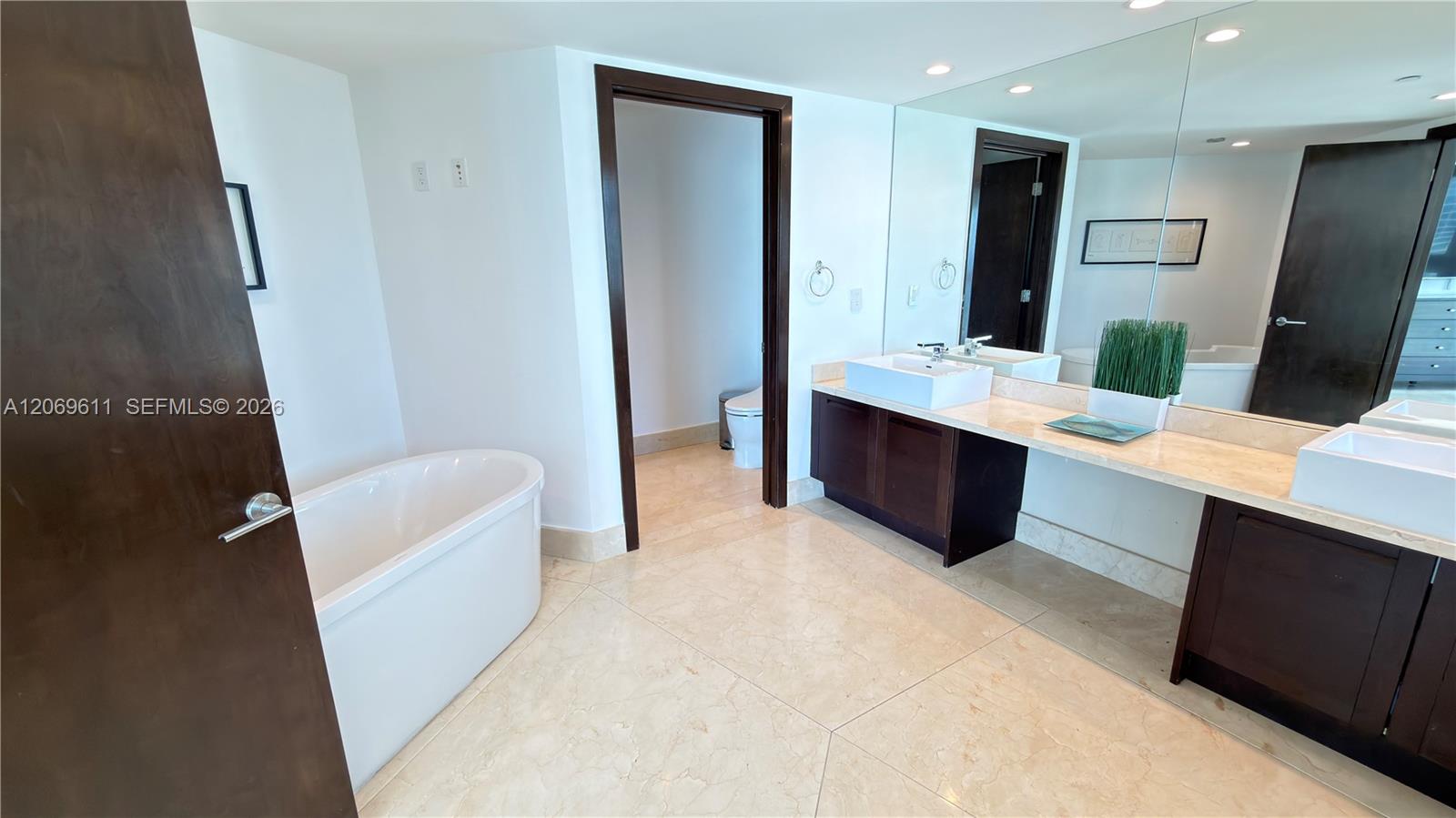 150 Sunny Isles Boulevard