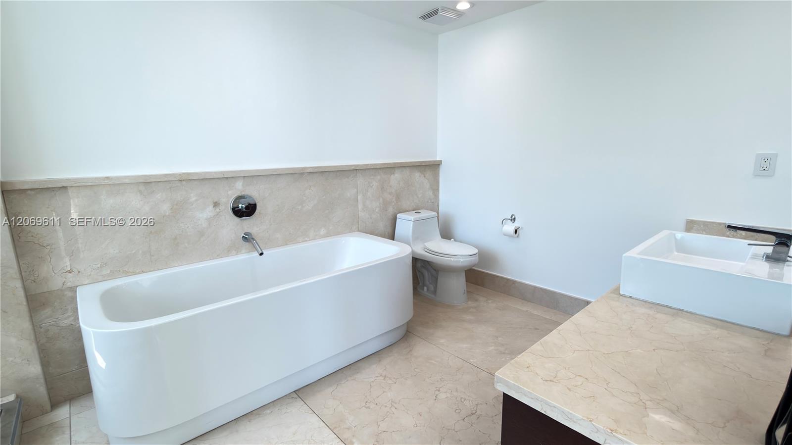 150 Sunny Isles Boulevard