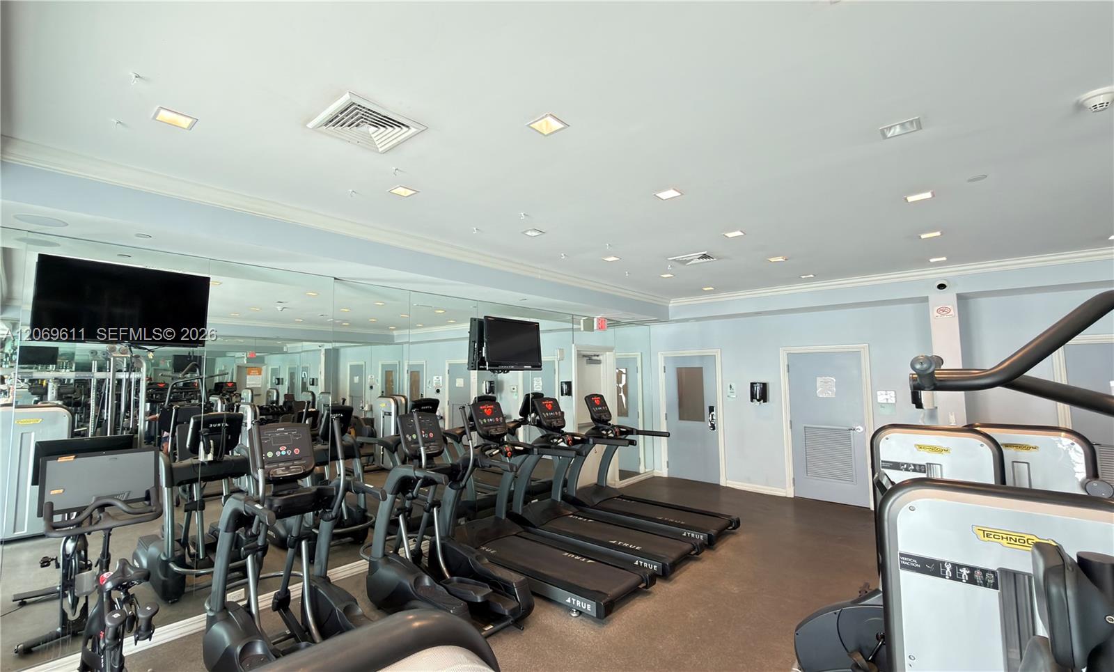 150 Sunny Isles Boulevard
