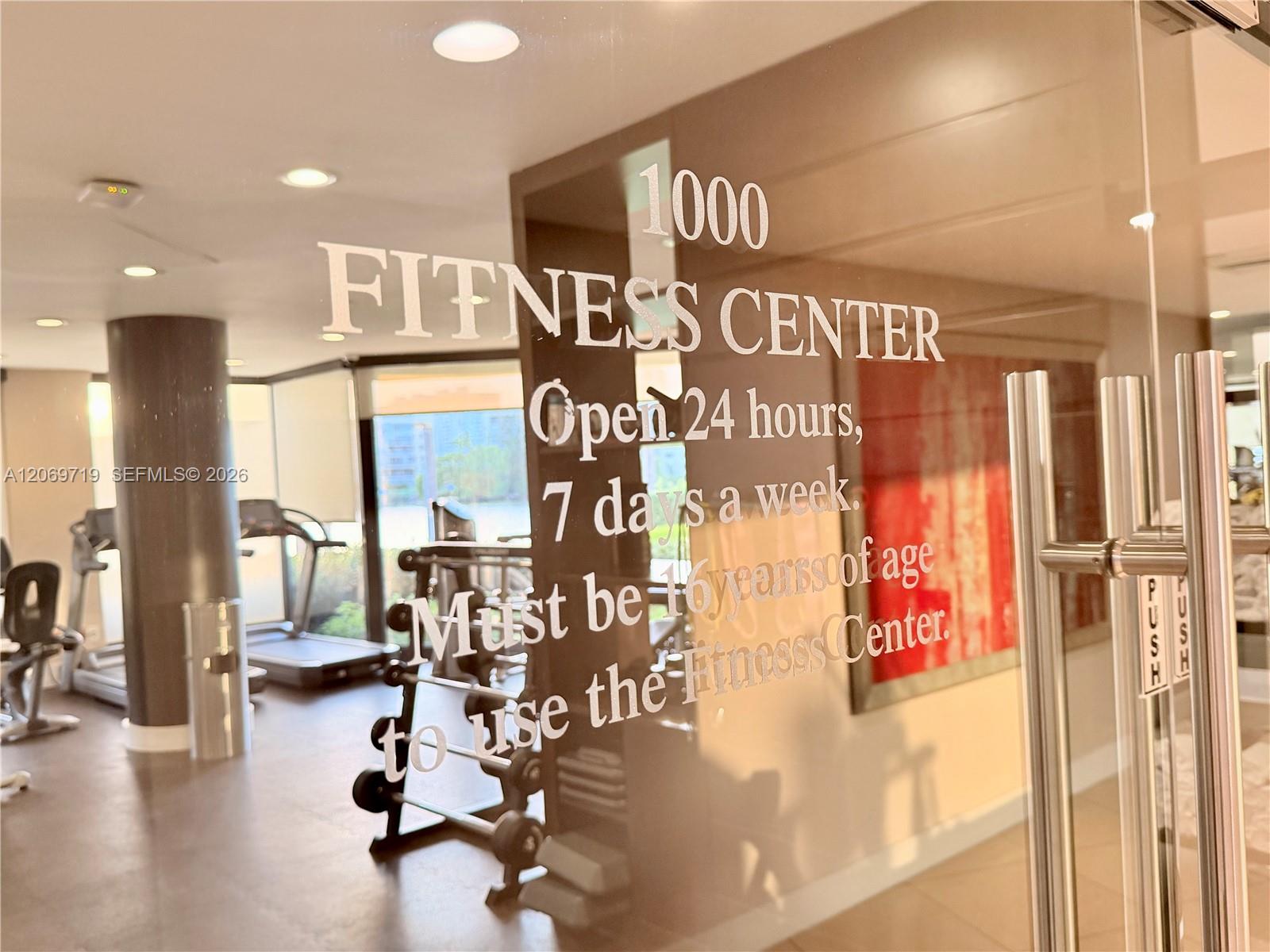 1000 W Island Boulevard
