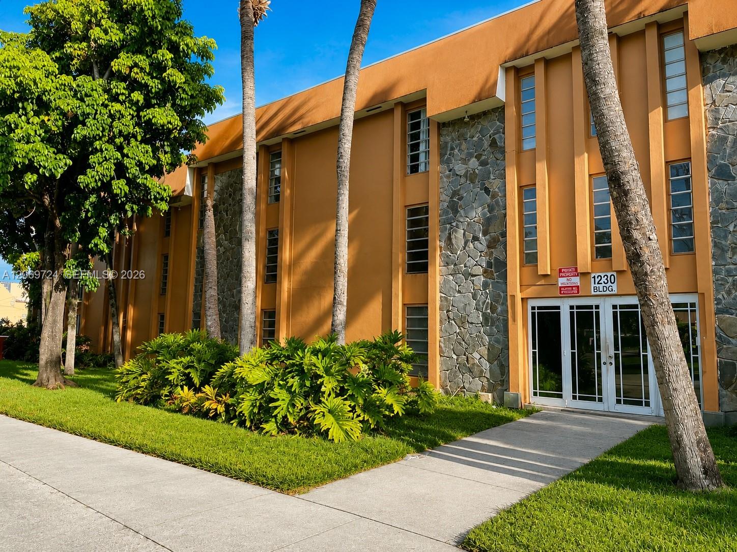 1230 W 54th Street