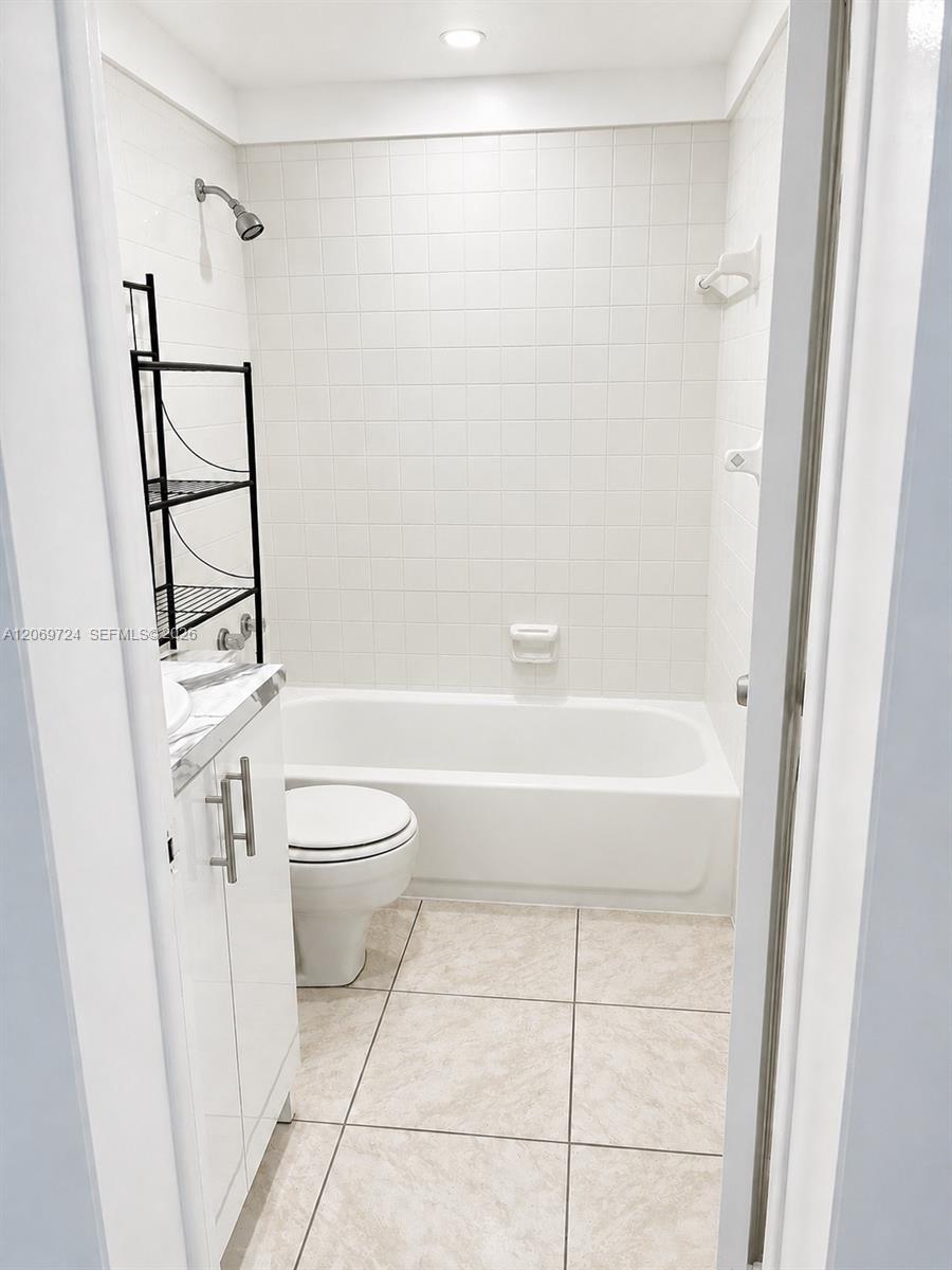 1230 W 54th Street