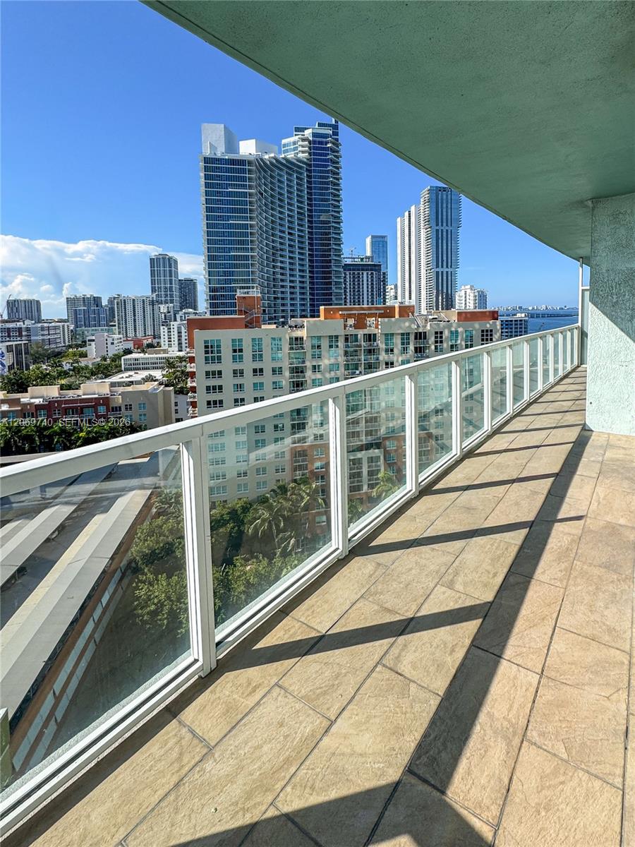 1900 N Bayshore Drive