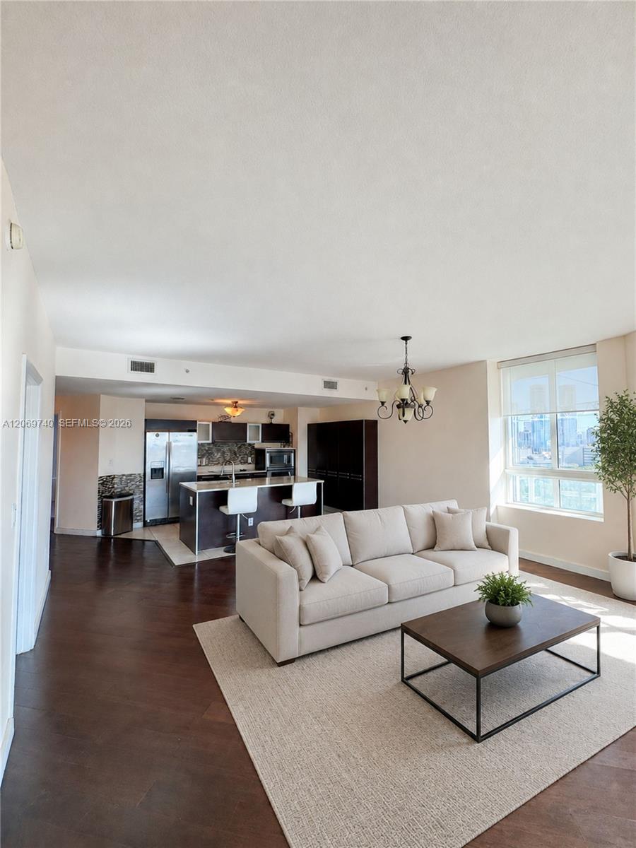 1900 N Bayshore Drive