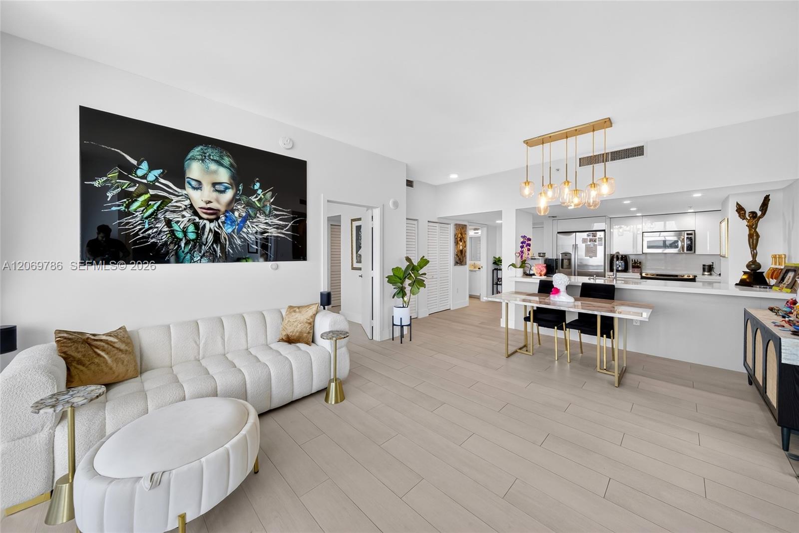 1800 N Bayshore Drive