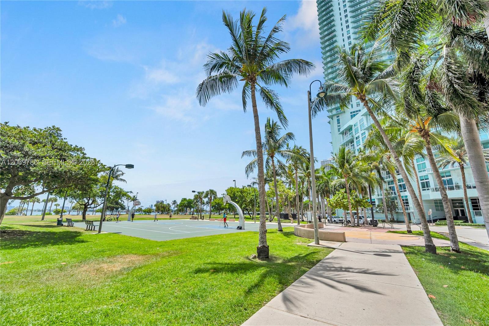 1800 N Bayshore Drive