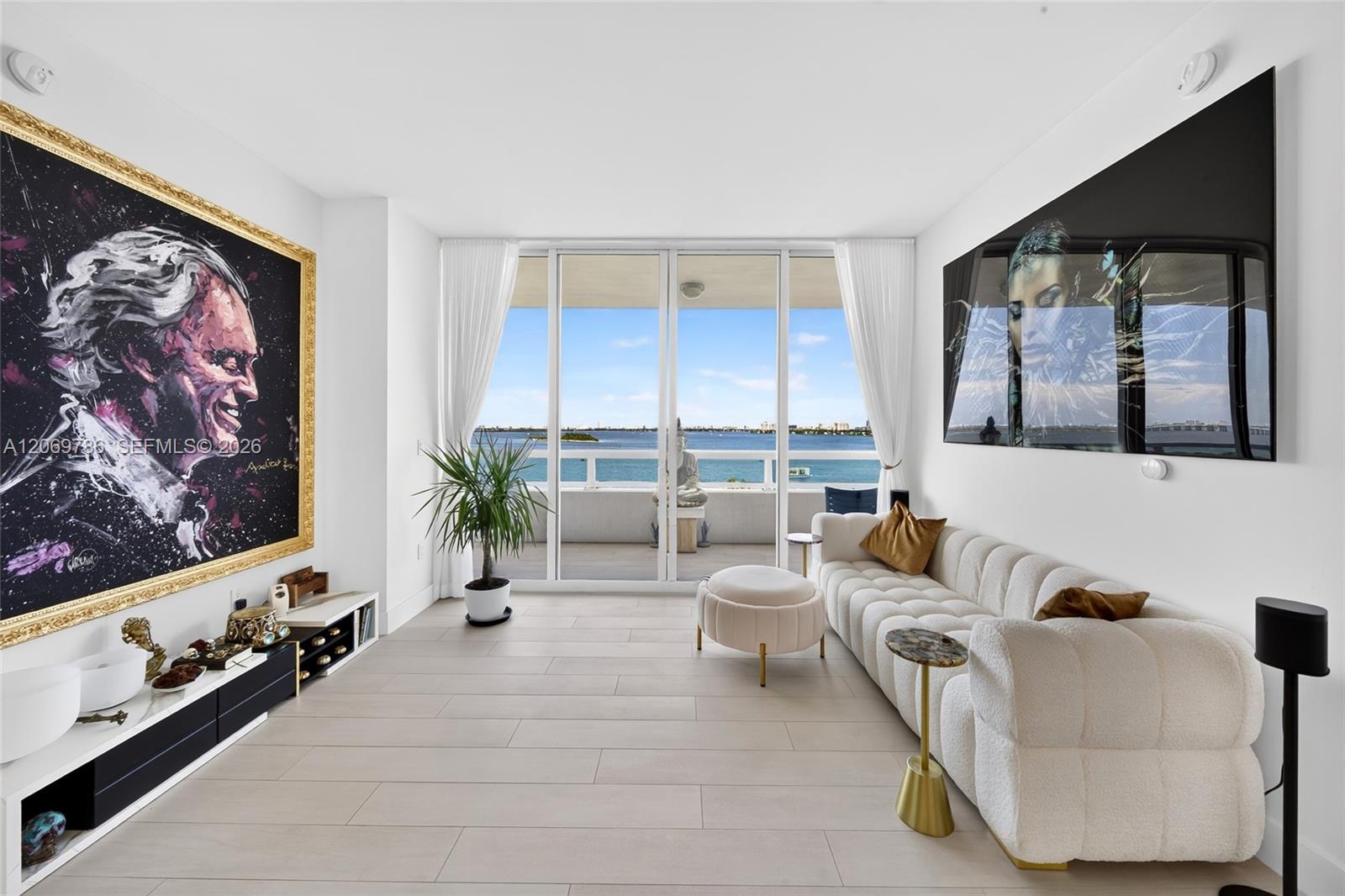 1800 N Bayshore Drive