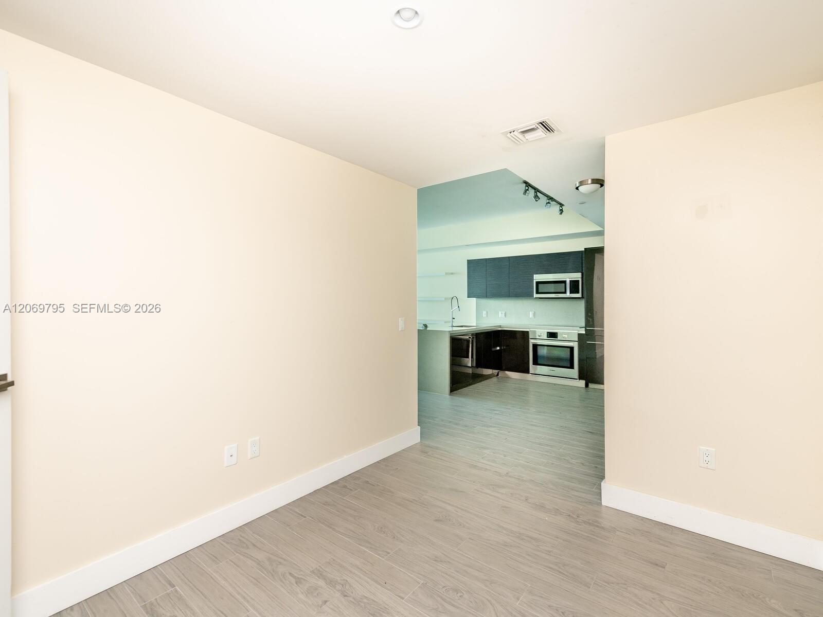 1080 Brickell Avenue gallery image #12