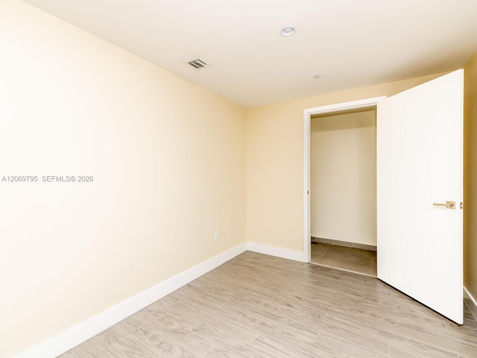 1080 Brickell Avenue gallery image #16