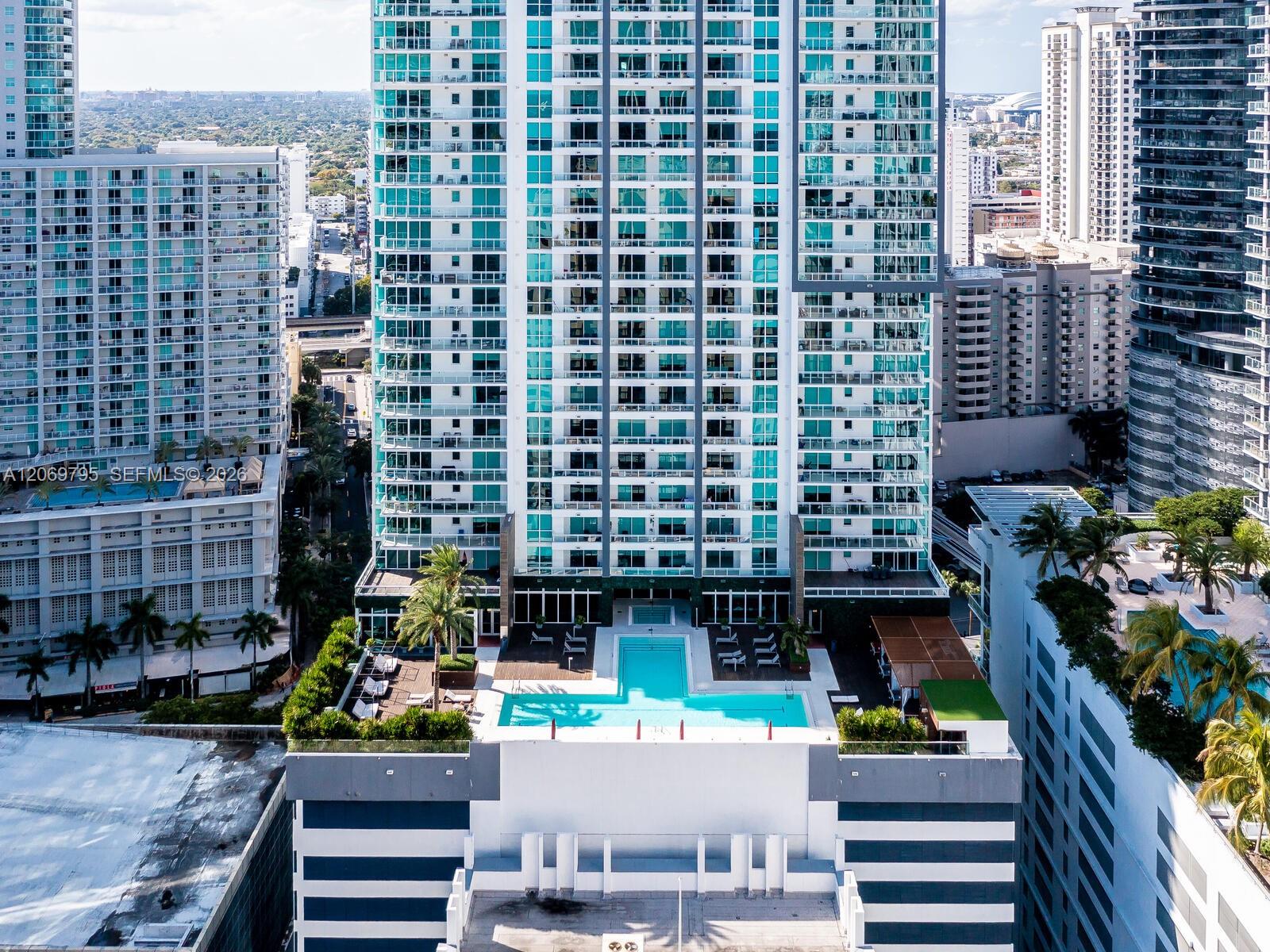 1080 Brickell Avenue gallery image #2