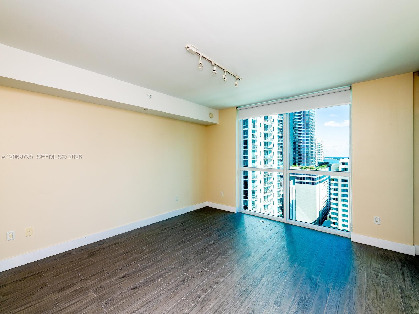 1080 Brickell Avenue gallery image #21