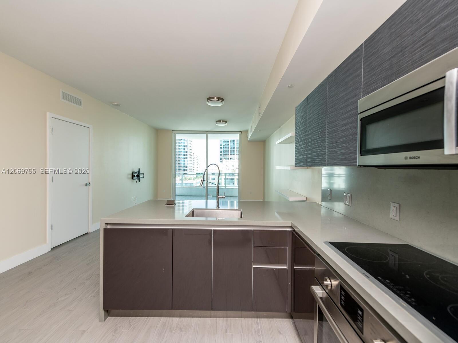 1080 Brickell Avenue gallery image #8