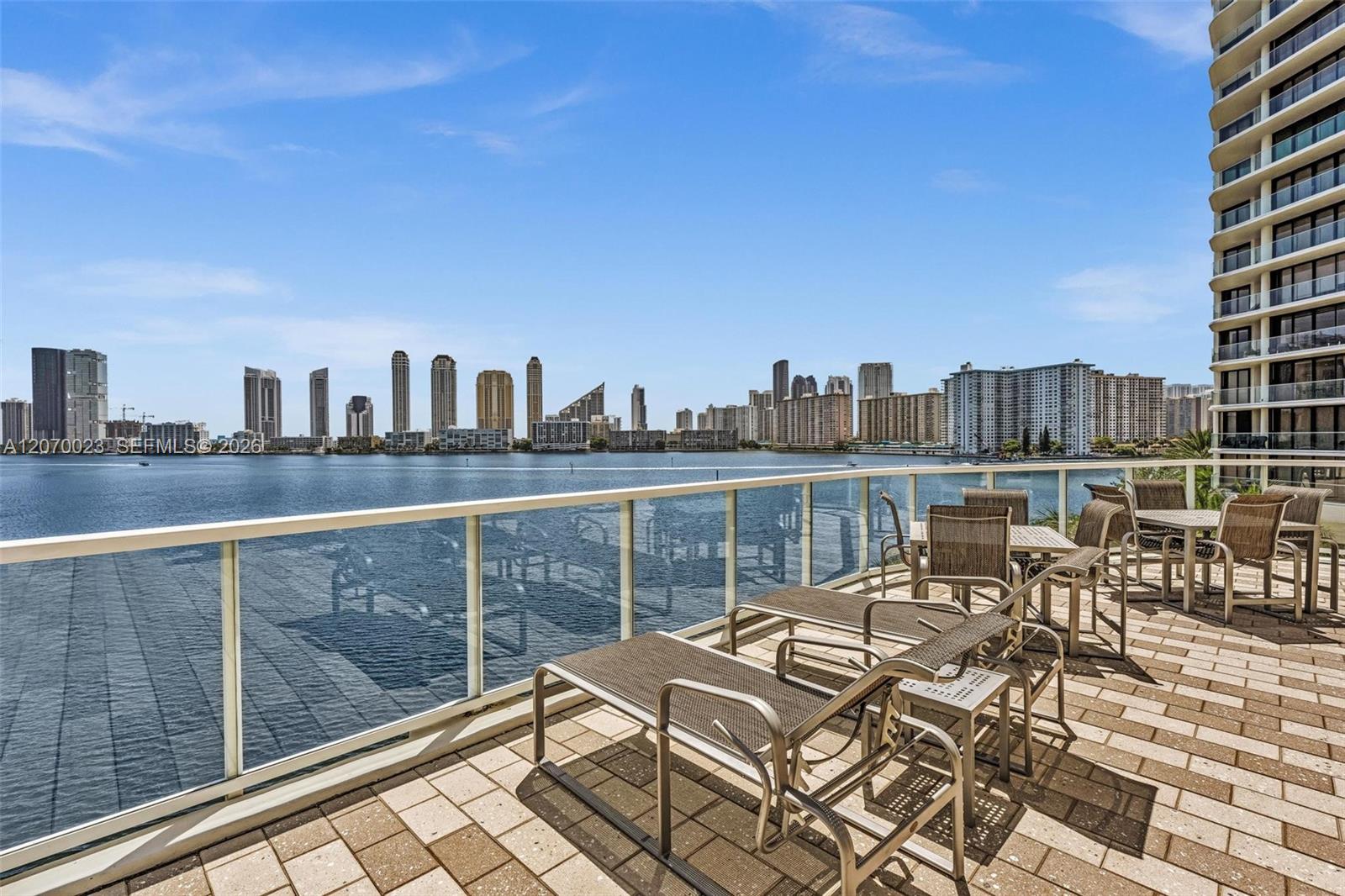 3000 Island Boulevard