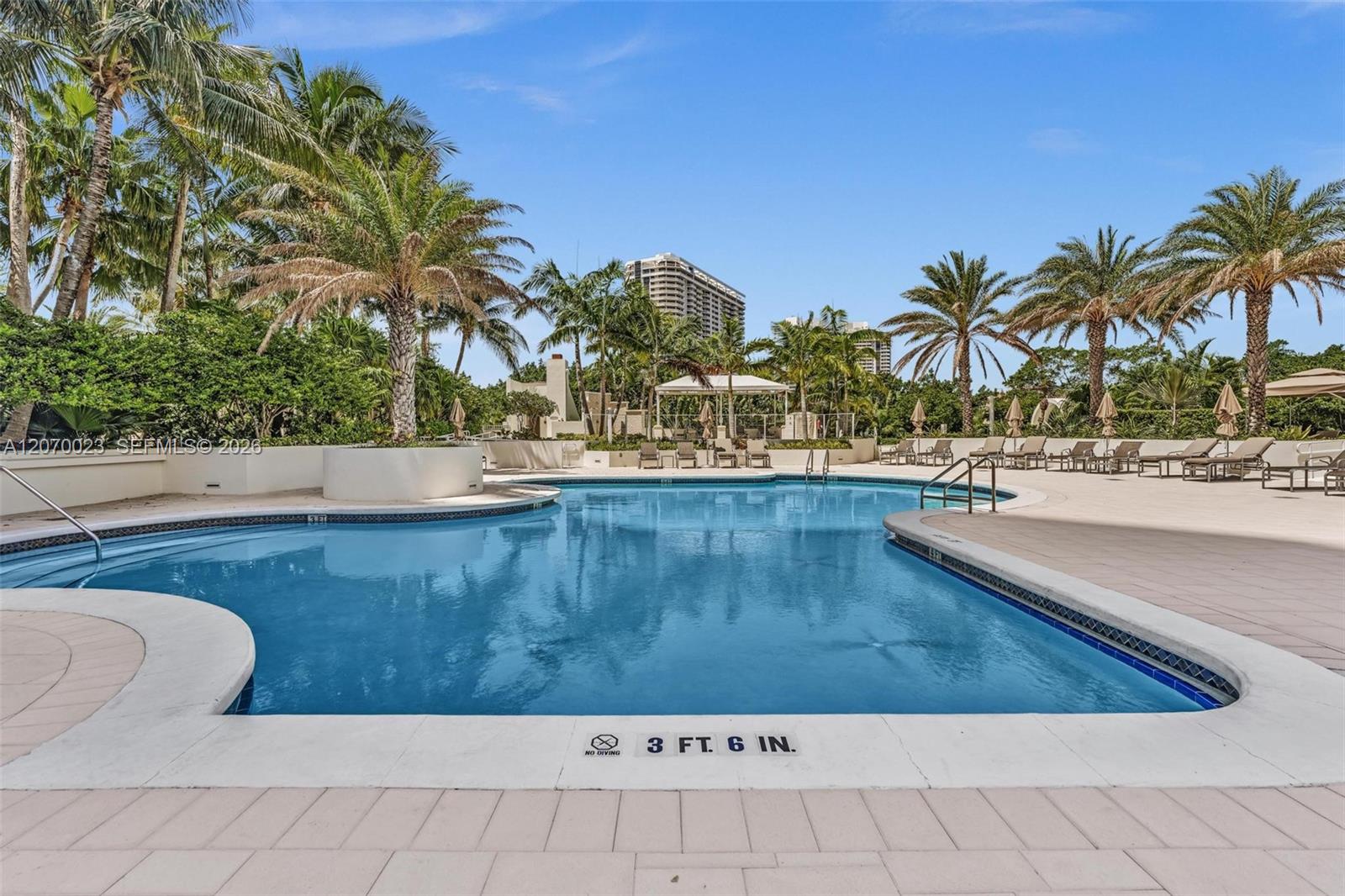 3000 Island Boulevard