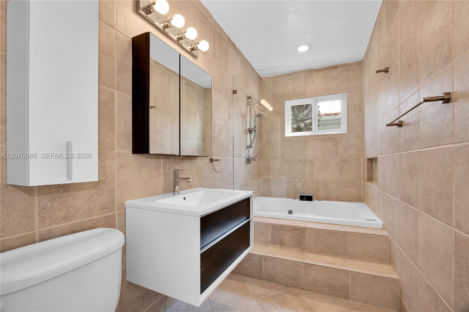 1085 NE 84th Street
