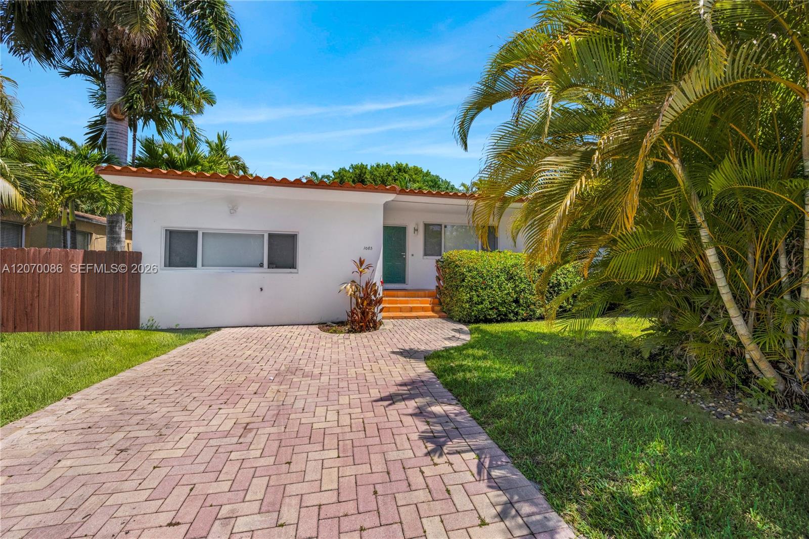 1085 NE 84th Street