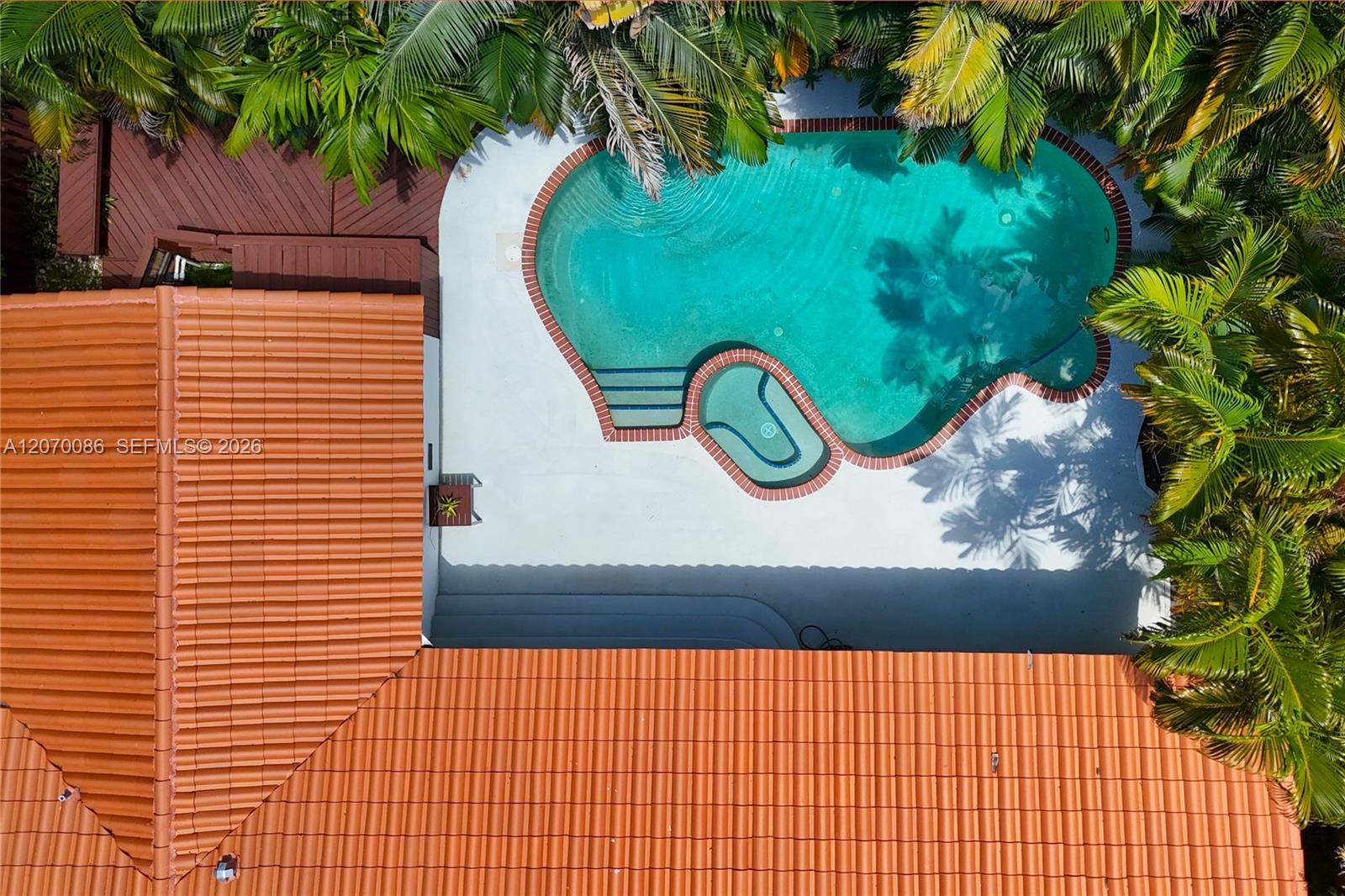 1085 NE 84th Street