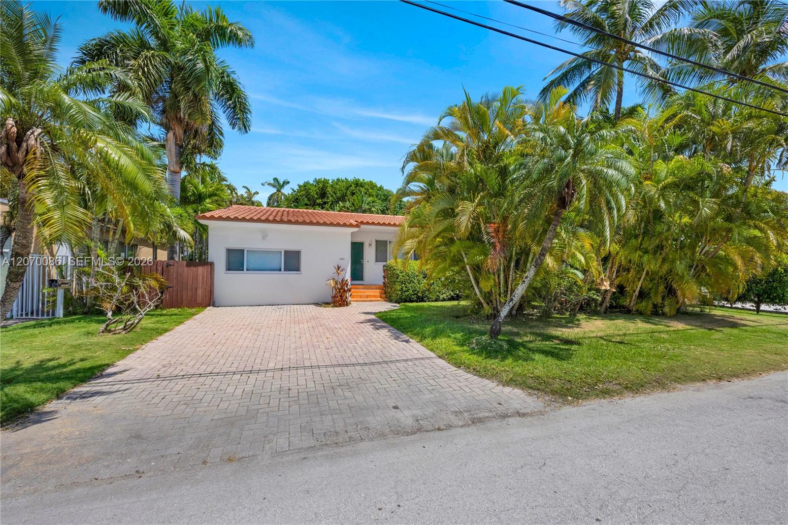 1085 NE 84th Street