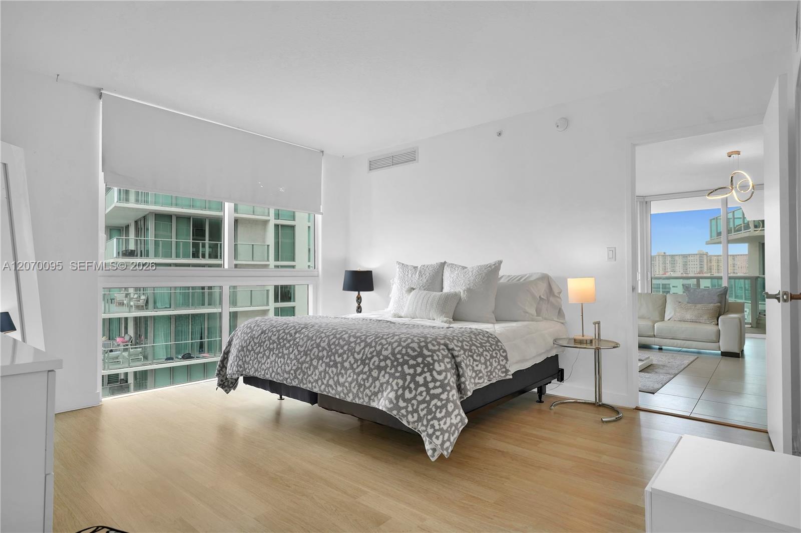 250 Sunny Isles Boulevard