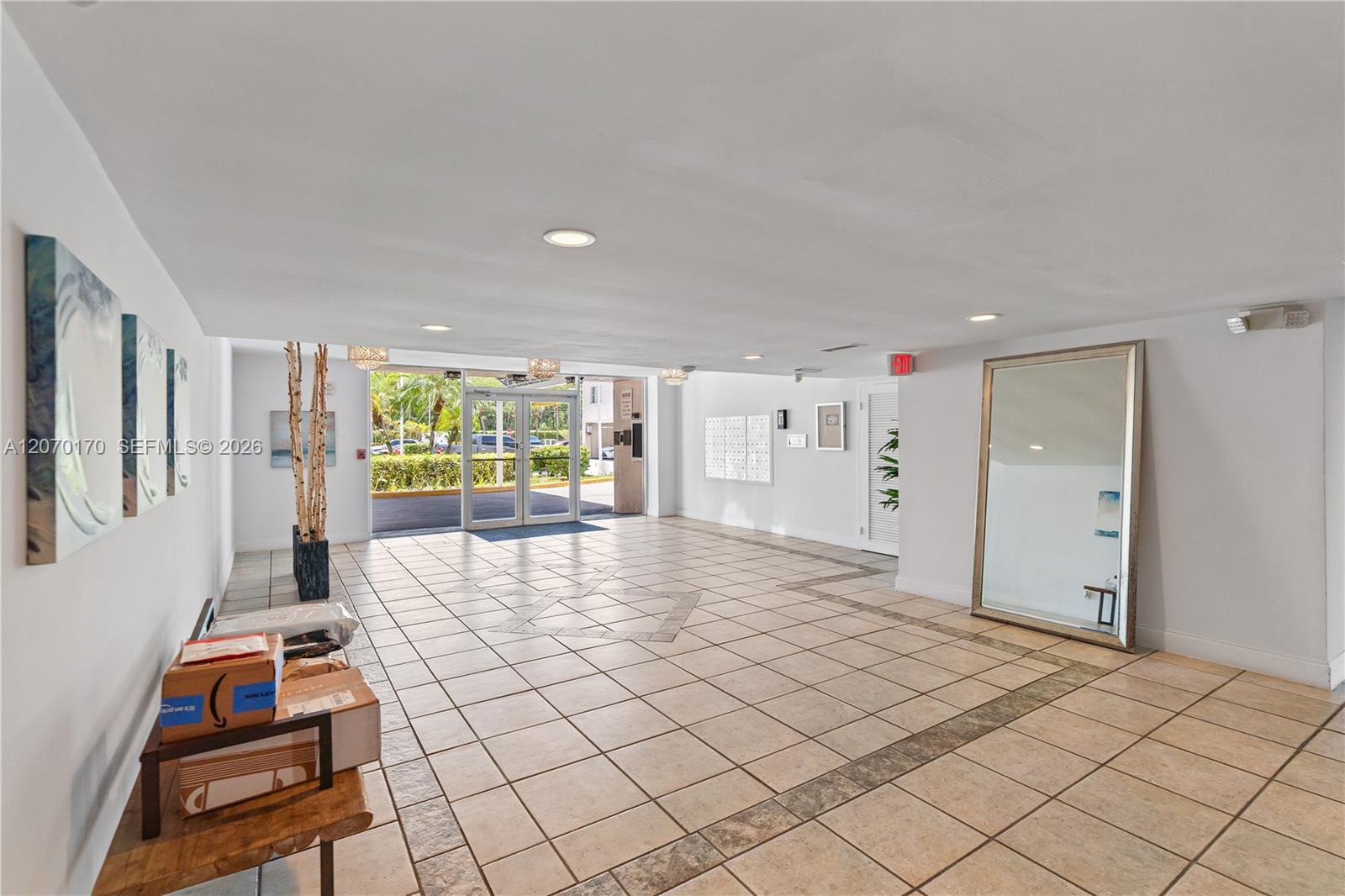 2821 N Miami Beach Boulevard