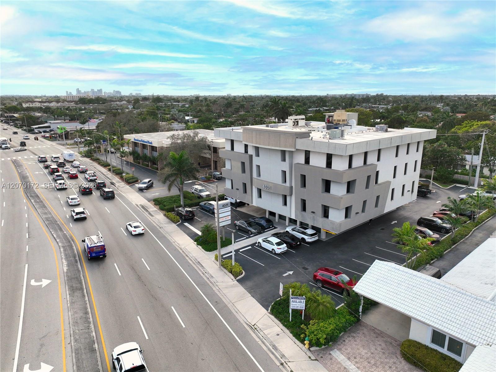 4331 N Federal Highway