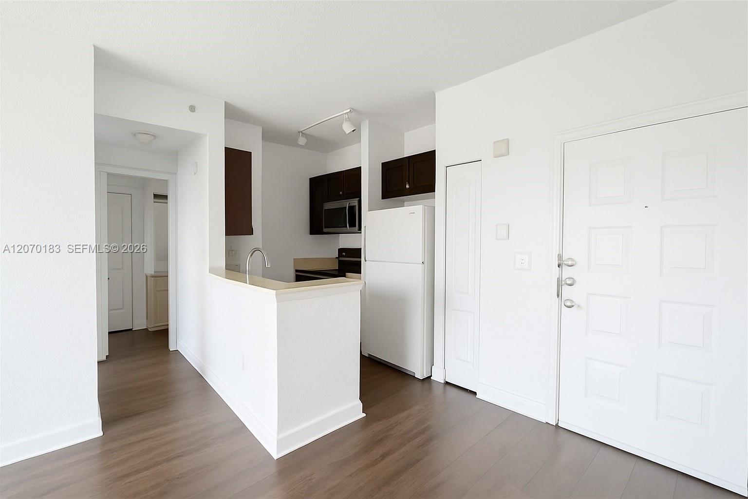 6001 SW 70th Street