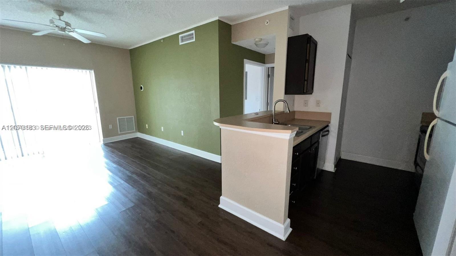 6001 SW 70th Street