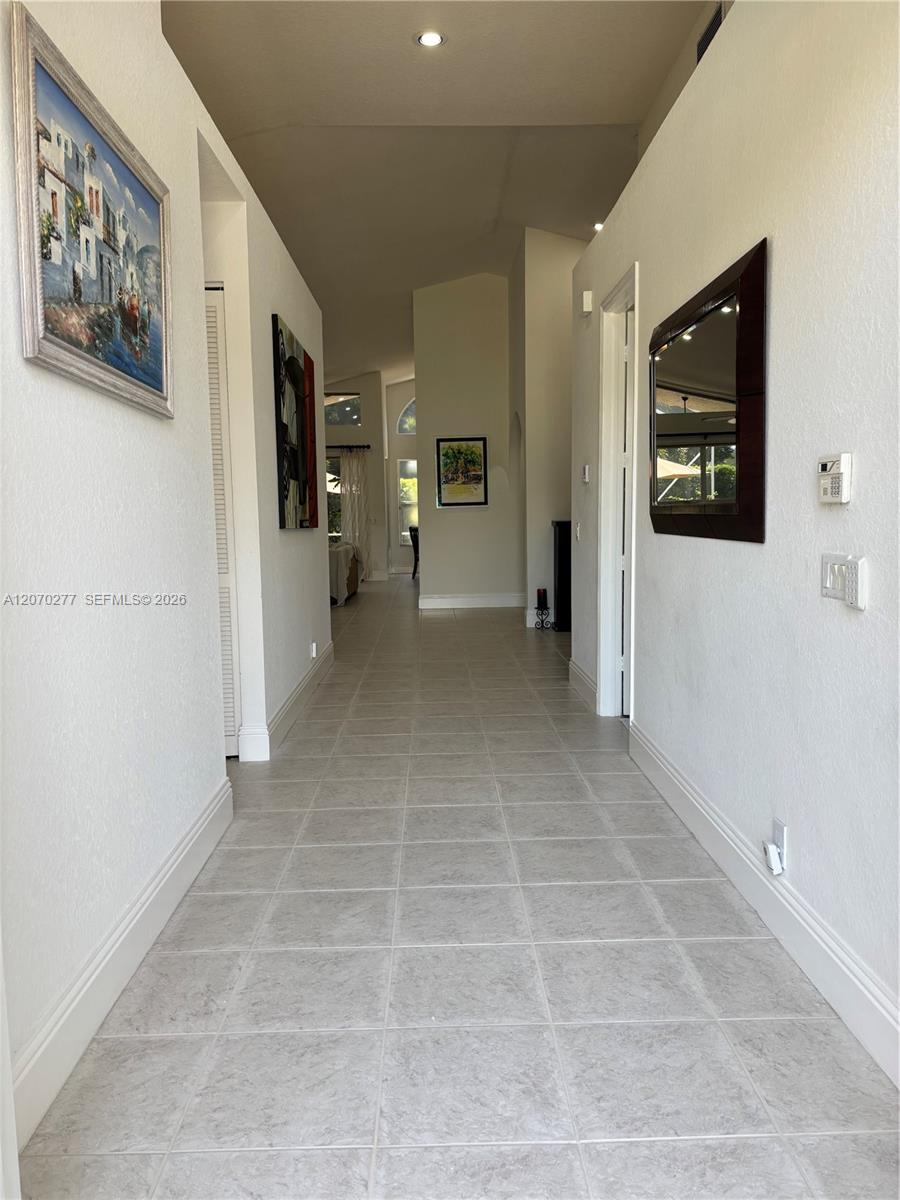 2932 NW 41st Street