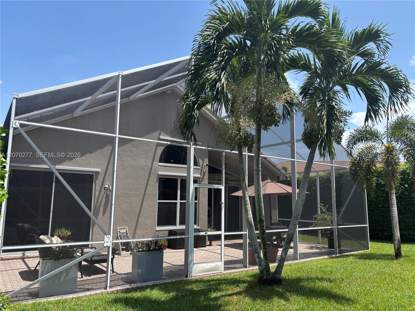 2932 NW 41st Street