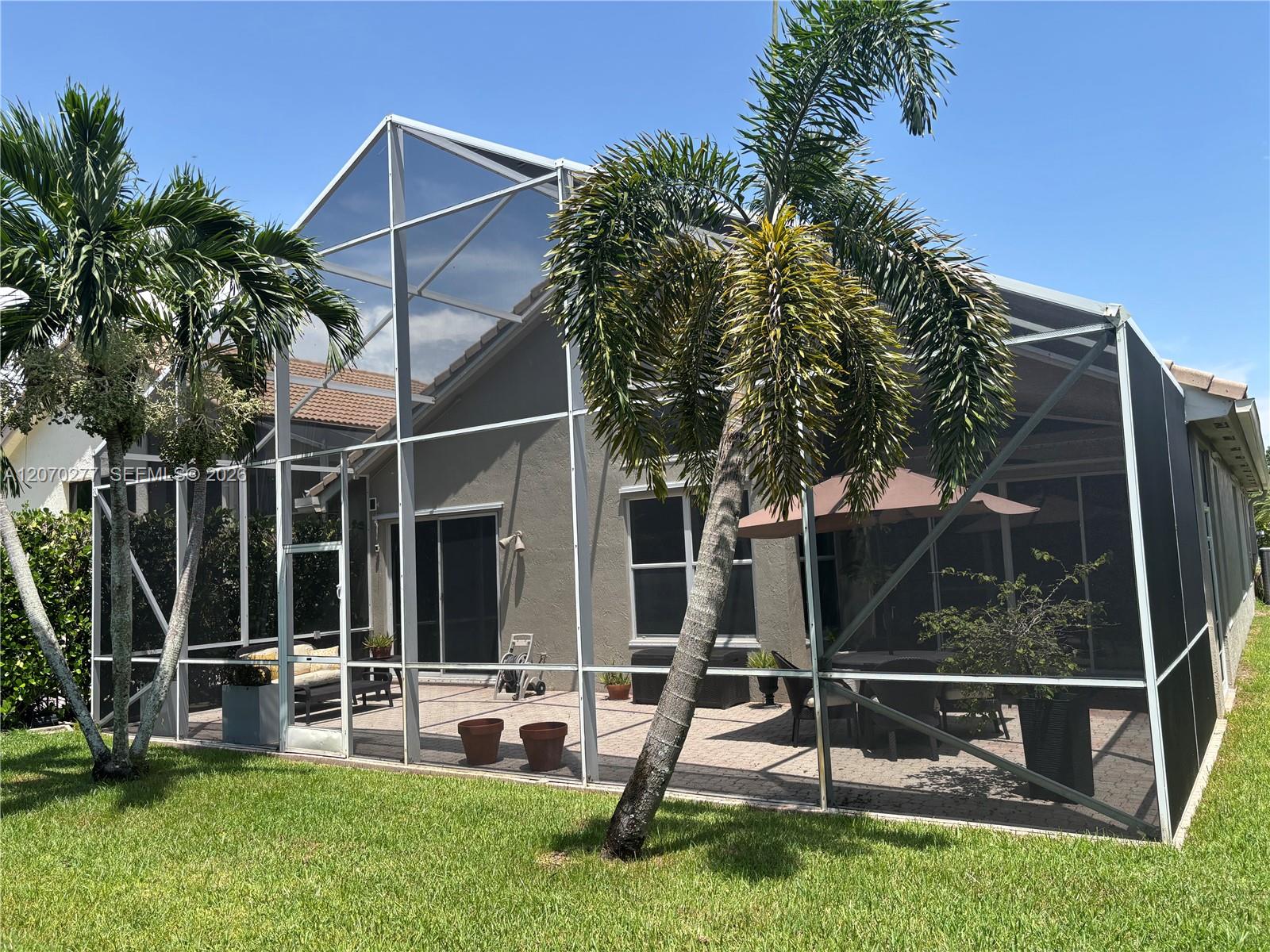 2932 NW 41st Street