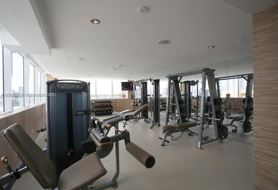 400 Sunny Isles Boulevard