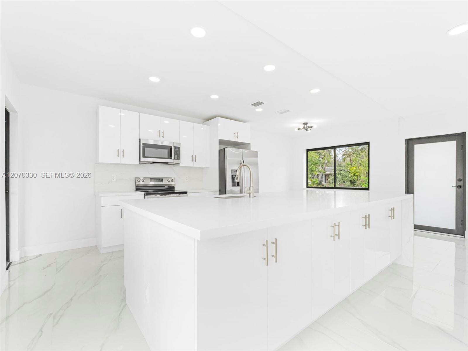 2500 SW 23rd Terrace