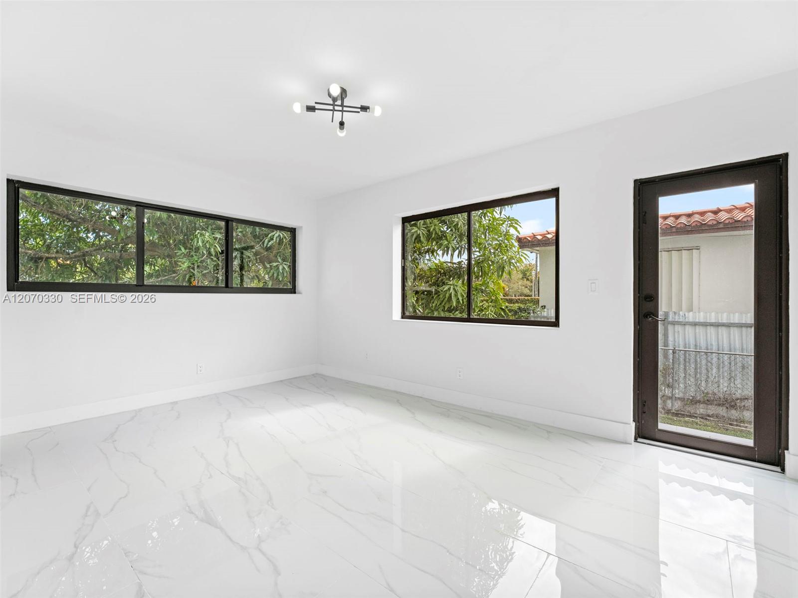 2500 SW 23rd Terrace