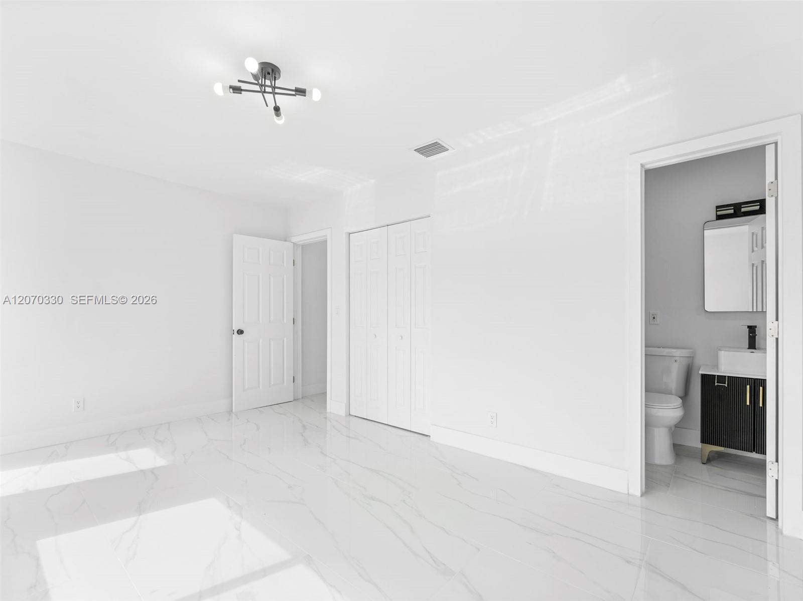 2500 SW 23rd Terrace